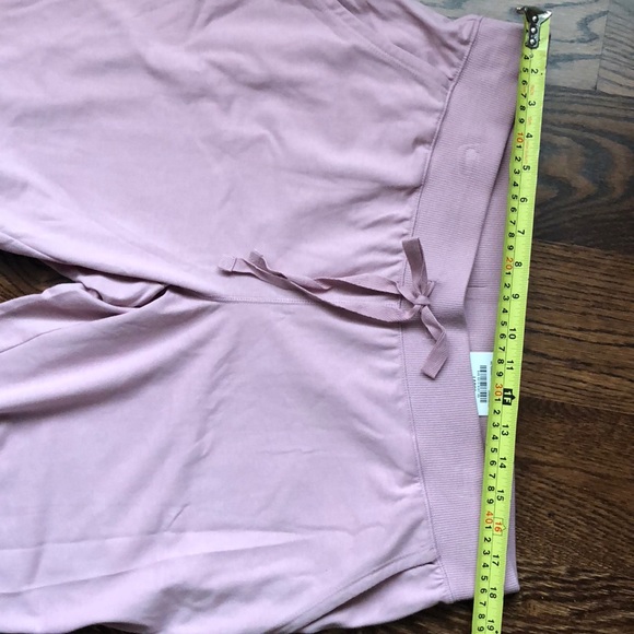 Xersion Side Ruched Jogger Pant - Picture 3 of 4